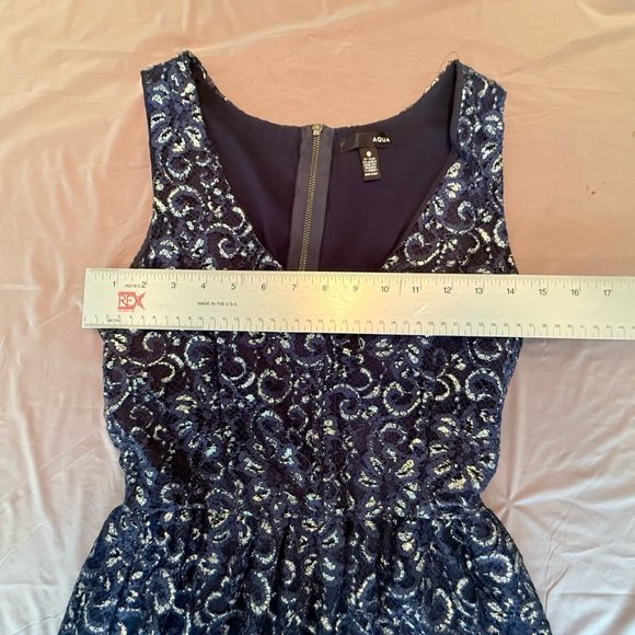 Aqua/Bloomingdales Navy/Silver Sleeveless V-neck Lace Dress Size XS MSRP $198 - Picture 8 of 8